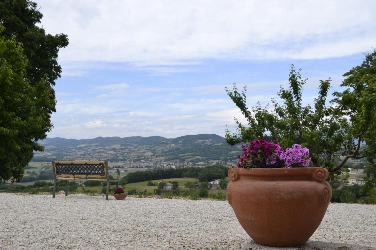 Villa Casale Rancaglia Gubbio Exterior foto